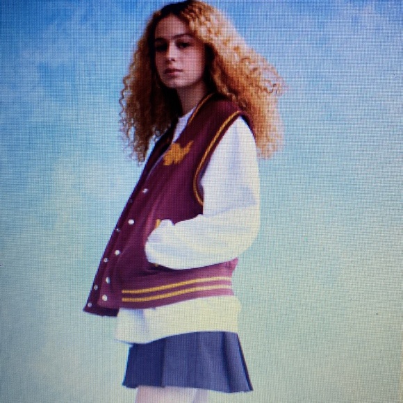 Netflix & H&M Varsity Vest - Picture 2 of 5